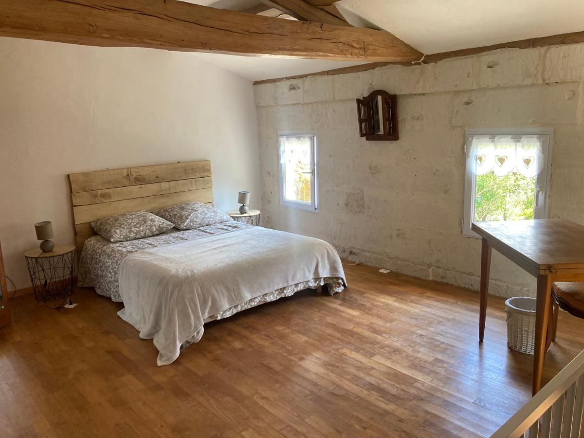 Les Ganivelles Apartment Saint-Dizant-du-Gua Ngoại thất bức ảnh