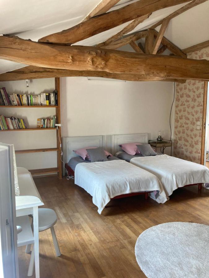 Les Ganivelles Apartment Saint-Dizant-du-Gua Ngoại thất bức ảnh