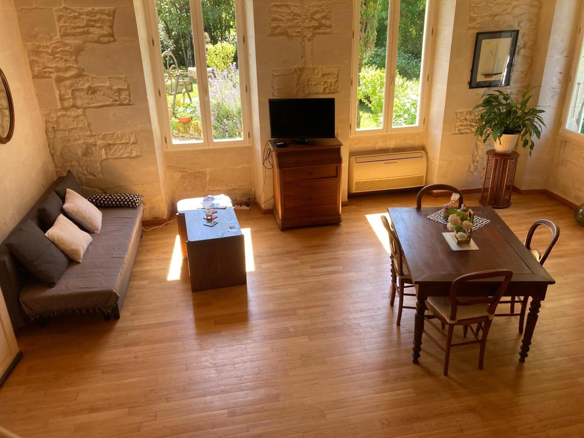 Les Ganivelles Apartment Saint-Dizant-du-Gua Ngoại thất bức ảnh